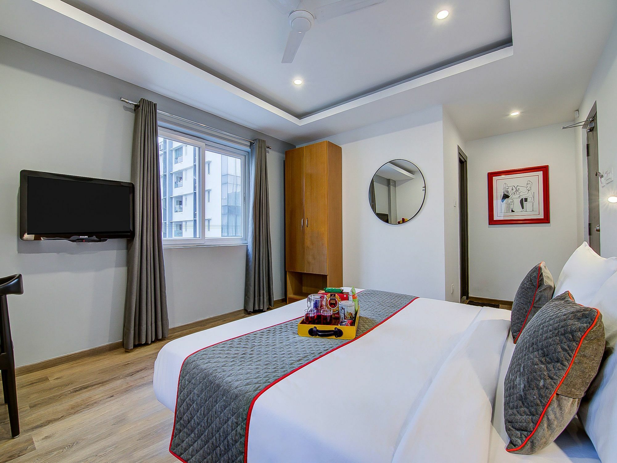 Oyo Townhouse 034 -Halcyon Hitech City Road Hyderabad Eksteriør bilde