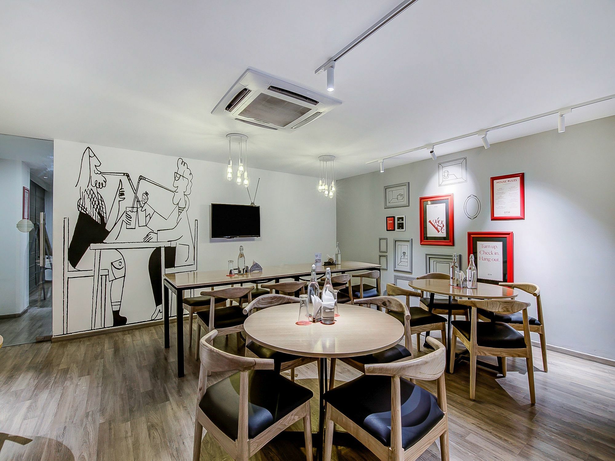 Oyo Townhouse 034 -Halcyon Hitech City Road Hyderabad Eksteriør bilde